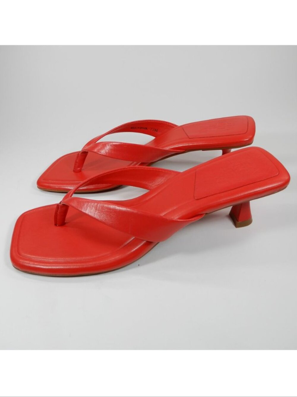 GIANNI BINI Vaga Thong Sandals Size 7.5 Kitten Heel Square Toe Red Leather NEW